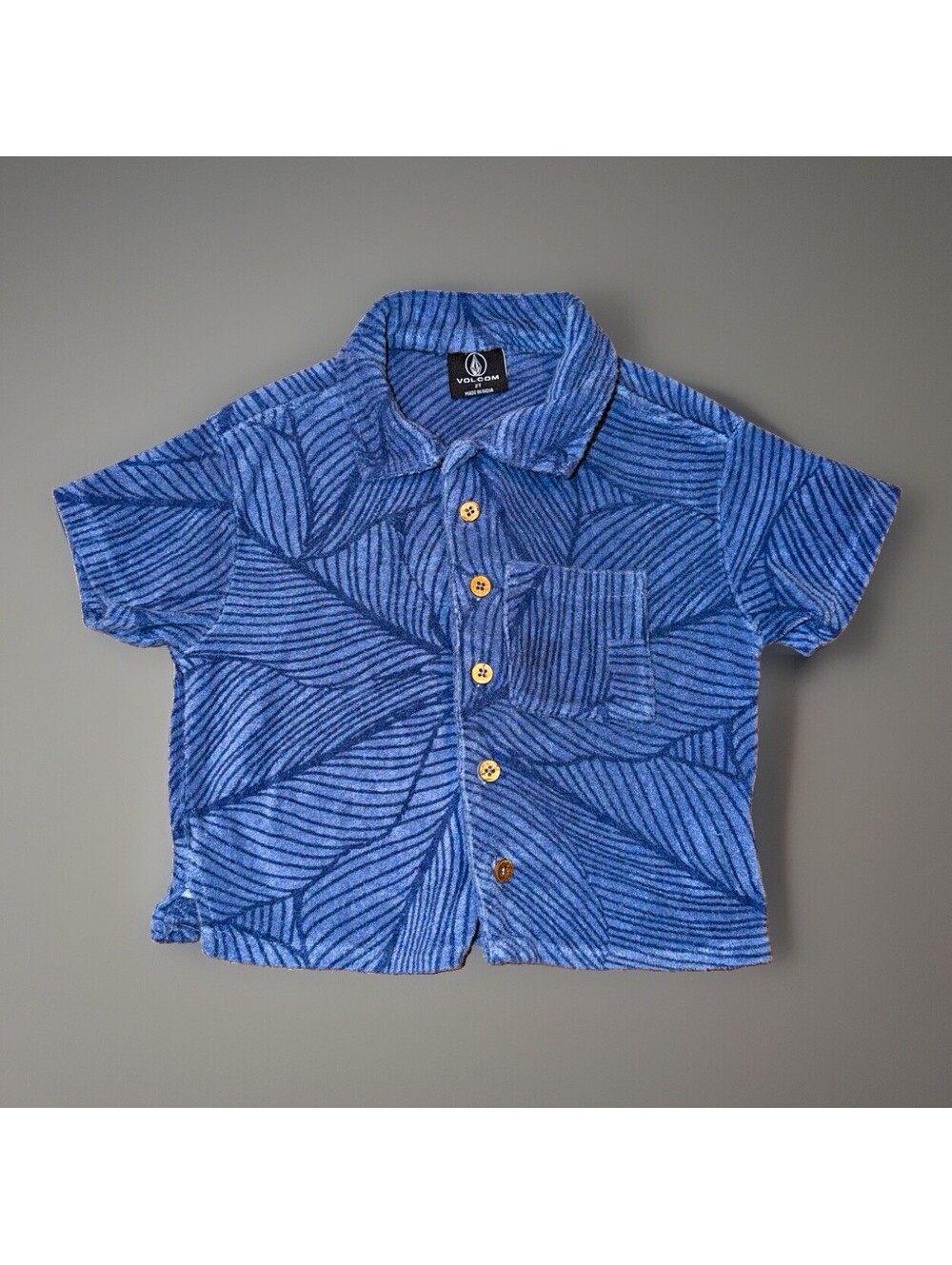 Volcom Boys Size 2T Blue Short Sleeve Graphic Print Button-Up Shirt Pocket